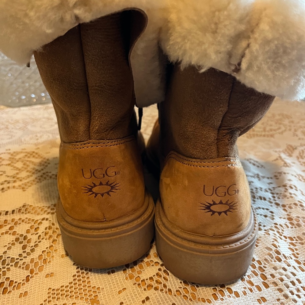 Ugg Boot - image 3